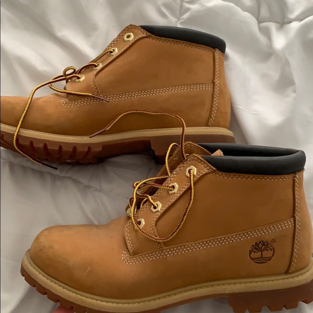 Timberland Women’s Premium Waterproof Ankle Boot
